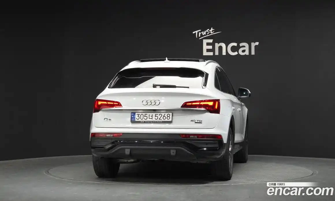 Audi Q5 2023 2.0 гидро в Москве № 1836374, фото 4