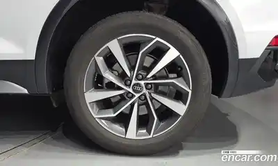 Audi Q5 2023 2.0 гидро в Москве № 1836374, миниатюра 7
