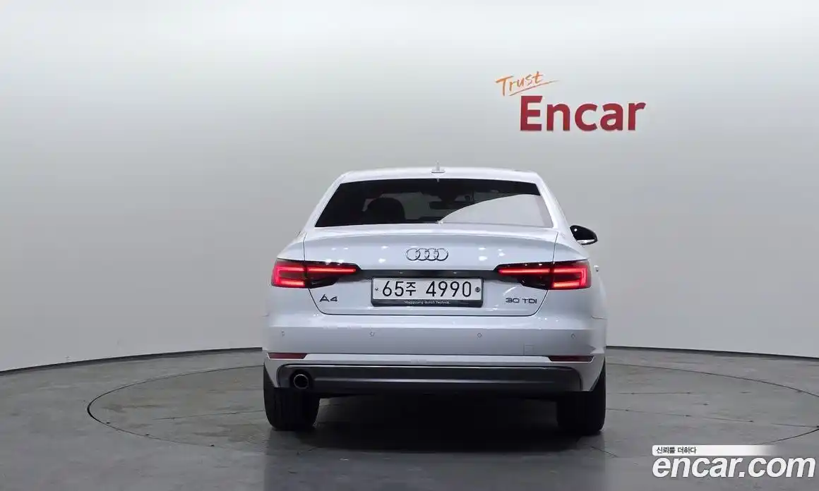 Audi A4 2018 2.0 гидро в Москве № 1836459, фото 4