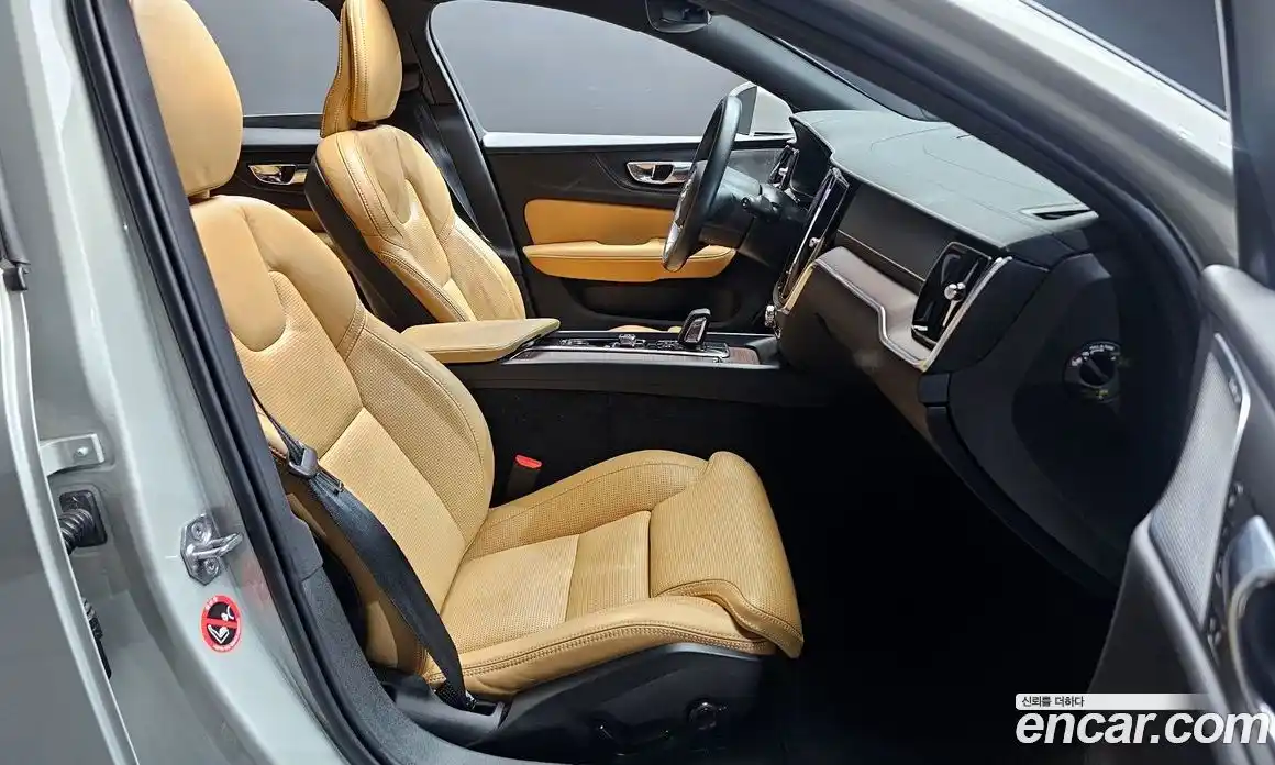 Volvo V60 2021 2.0 гидро в Москве № 1836822, фото 11