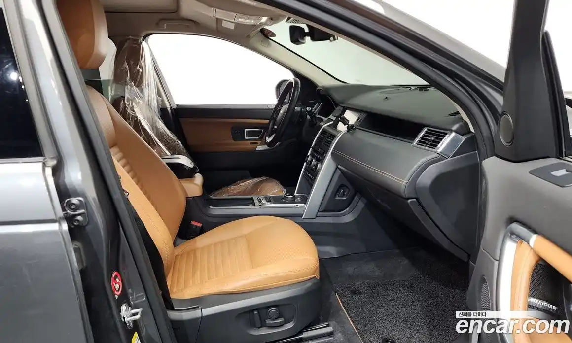 Land Rover Discovery Sport 2018 2.0 гидро в Москве № 1837430, фото 11