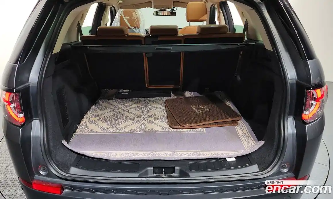 Land Rover Discovery Sport 2018 2.0 гидро в Москве № 1837430, фото 20