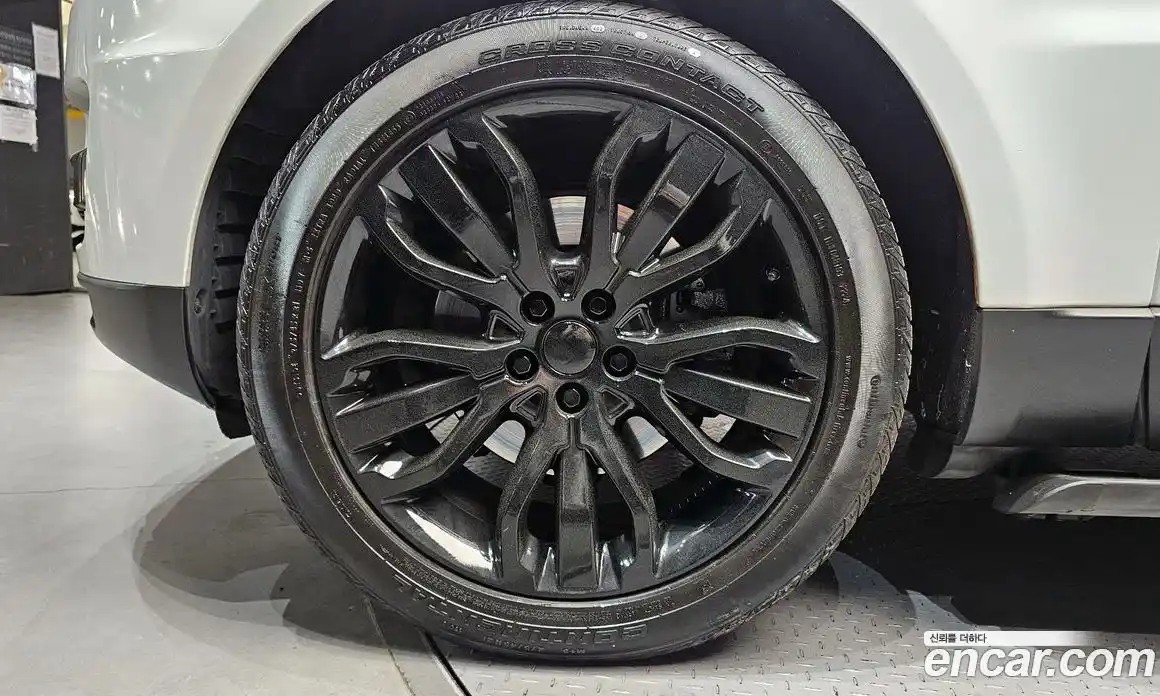 Land Rover Range-Rover Sport 2016 3.0 гидро в Москве № 1837437, фото 5