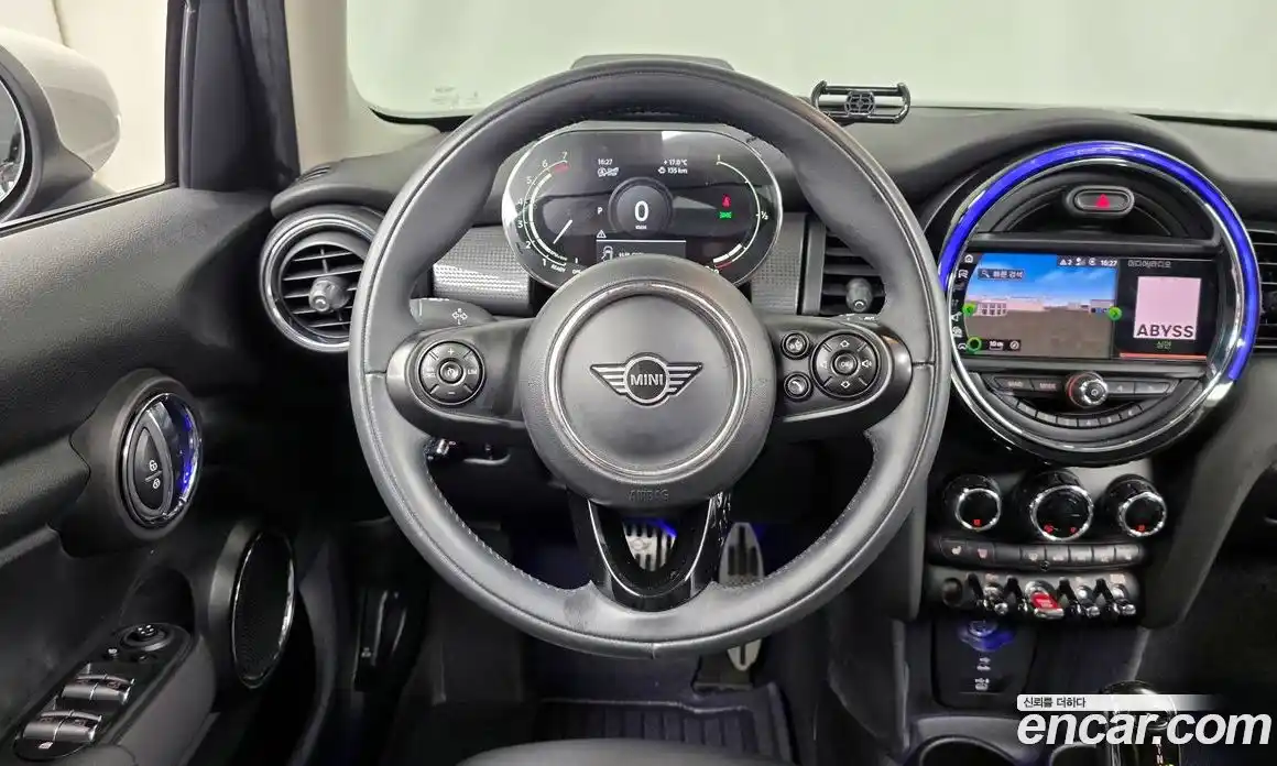 Mini Cooper 2020 1.5 гидро в Москве № 1837646, фото 19