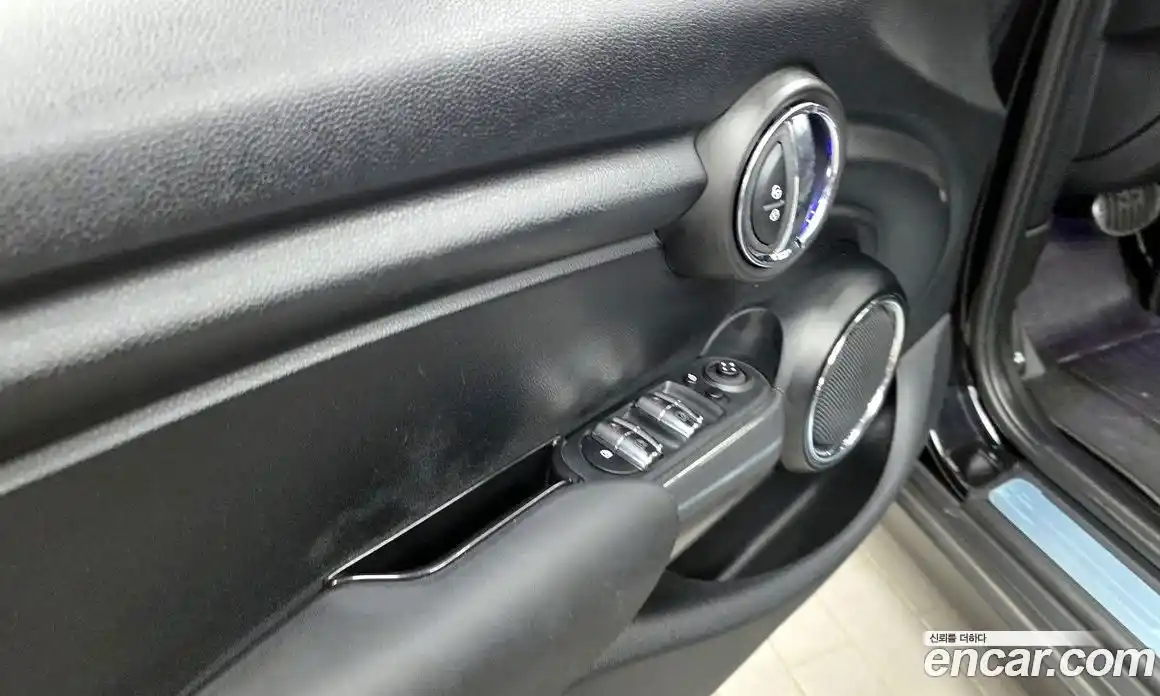 Mini Cooper 2020 1.5 гидро в Москве № 1837646, фото 31