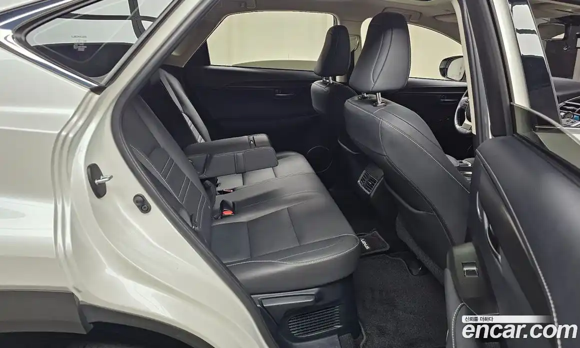 Lexus NX 2017 2.5 гидро в Москве № 1837934, фото 18