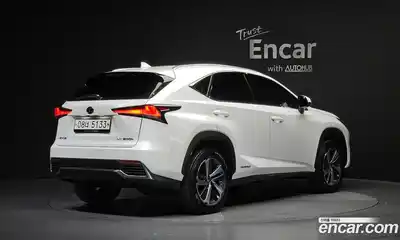 Lexus NX 2017 2.5 гидро в Москве № 1837934, миниатюра 2