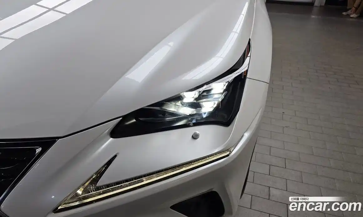 Lexus NX 2017 2.5 гидро в Москве № 1837934, фото 8