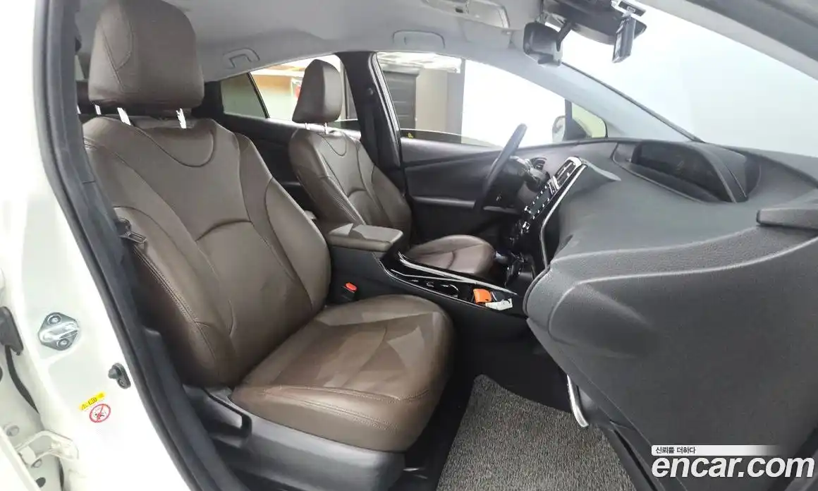 Toyota Prius 2020 1.8 гидро в Москве № 1838487, фото 11