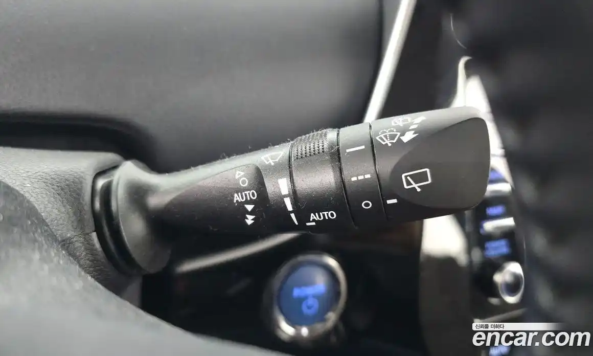 Toyota Prius 2020 1.8 гидро в Москве № 1838487, фото 17