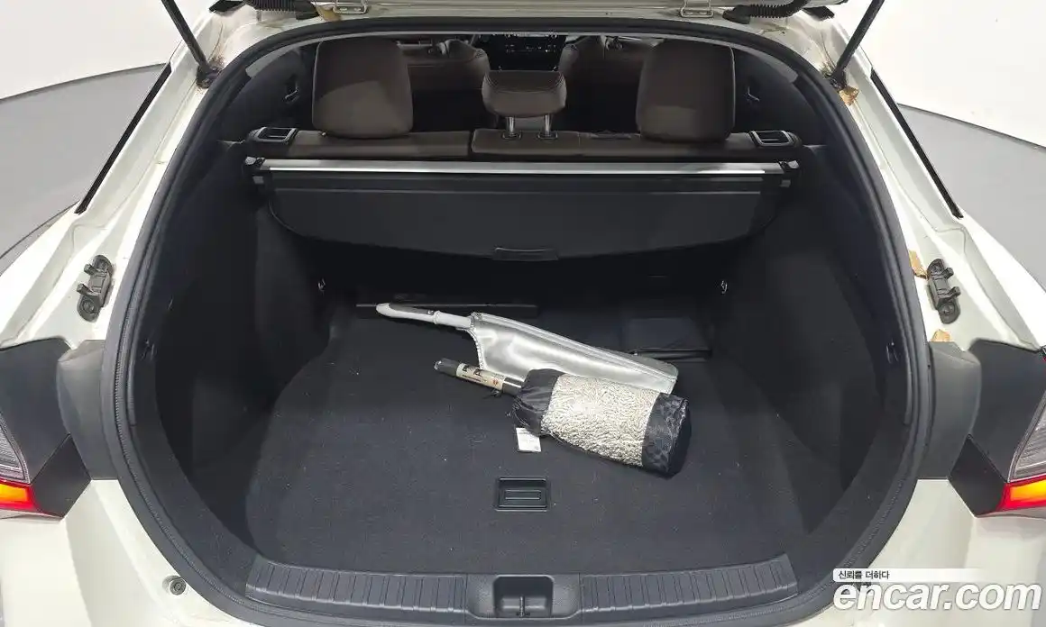 Toyota Prius 2020 1.8 гидро в Москве № 1838487, фото 20