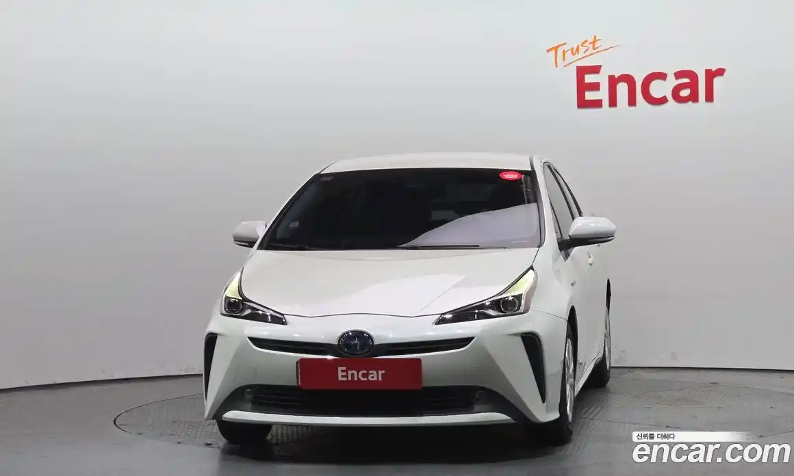 Toyota Prius 2020 1.8 гидро в Москве № 1838487, фото 3