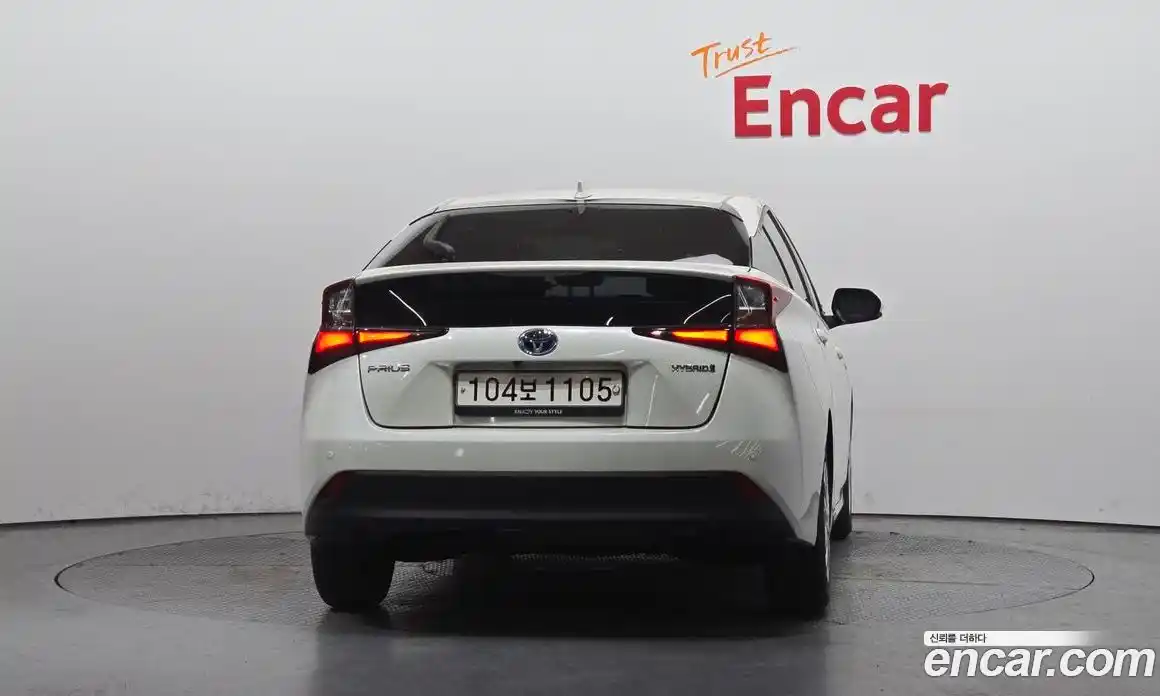 Toyota Prius 2020 1.8 гидро в Москве № 1838487, фото 4