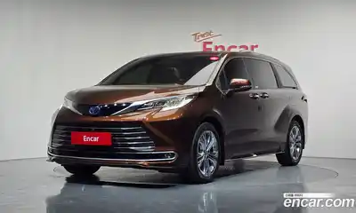 Toyota Sienna, 2023