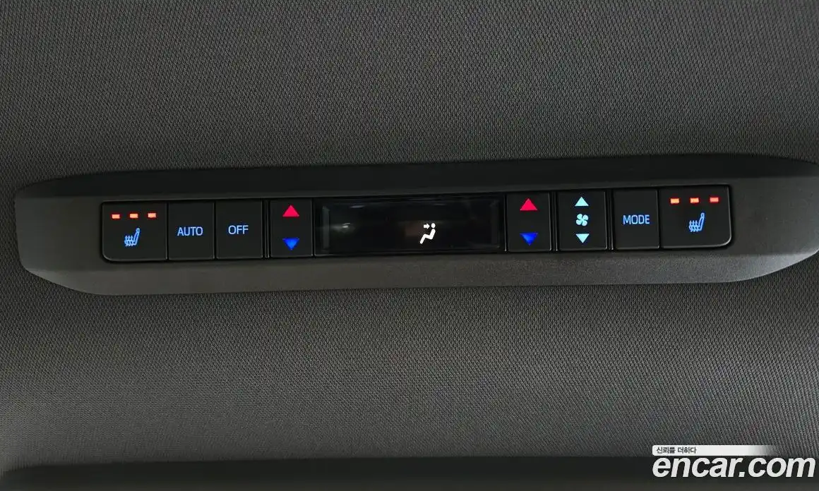 Toyota Sienna 2023 2.5 гидро в Москве № 1838497, фото 18