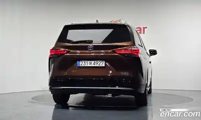 Toyota Sienna 2023 2.5 гидро в Москве № 1838497, миниатюра 4