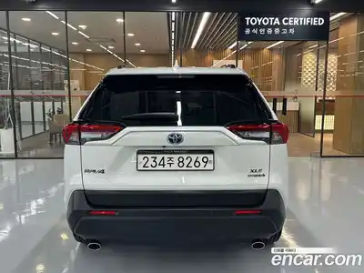 Toyota RAV4 2021 2.5 вариатор в Москве № 1838548, миниатюра 4