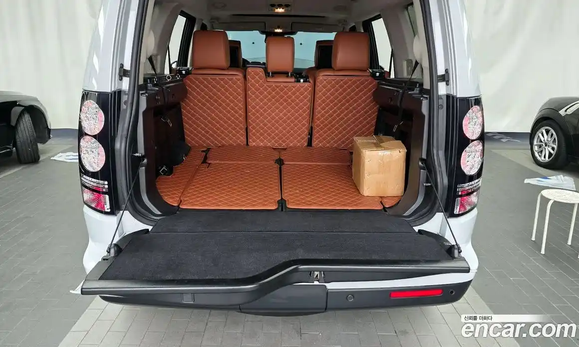 Land Rover Discovery 2016 3.0 гидро в Москве № 213844, фото 20