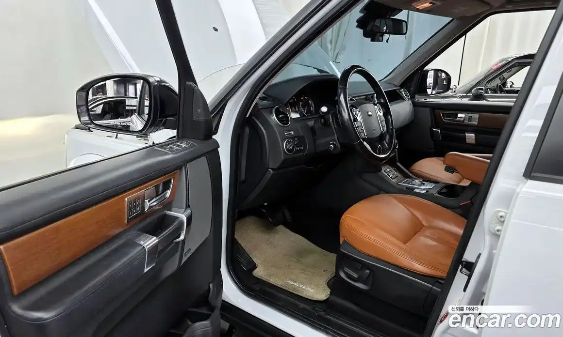 Land Rover Discovery 2016 3.0 гидро в Москве № 213844, фото 10