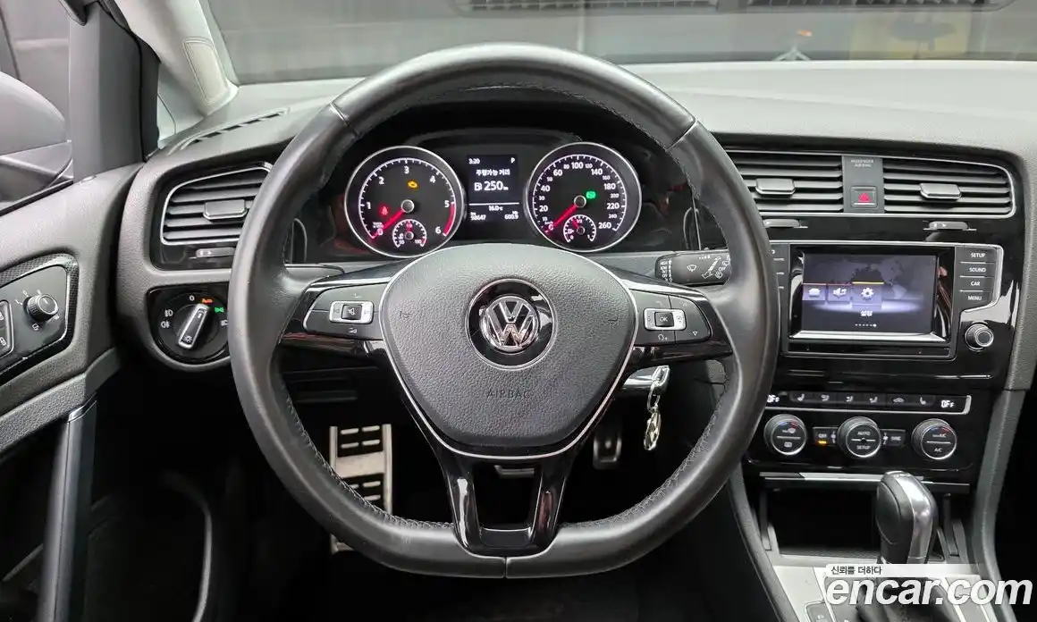 Volkswagen Golf 2014 2.0 гидро в Москве № 232194, фото 13