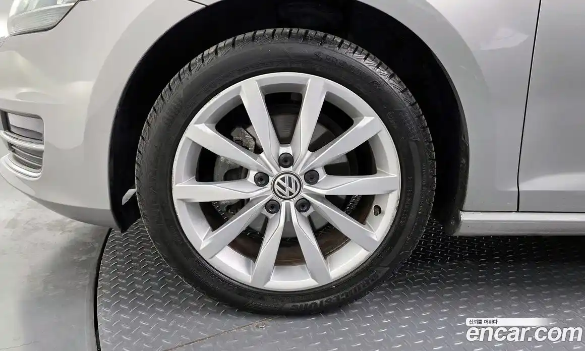 Volkswagen Golf 2014 2.0 гидро в Москве № 232194, фото 5