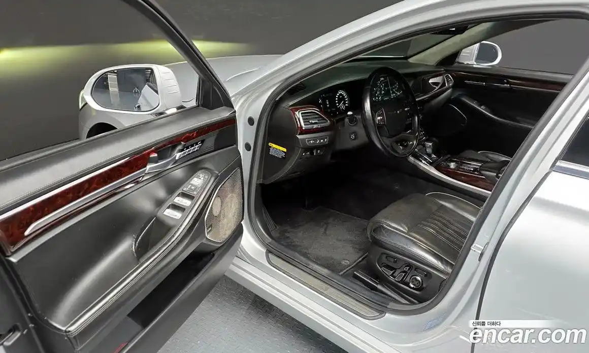 Genesis EQ900 2016 5.0 гидро в Москве № 25616, фото 11