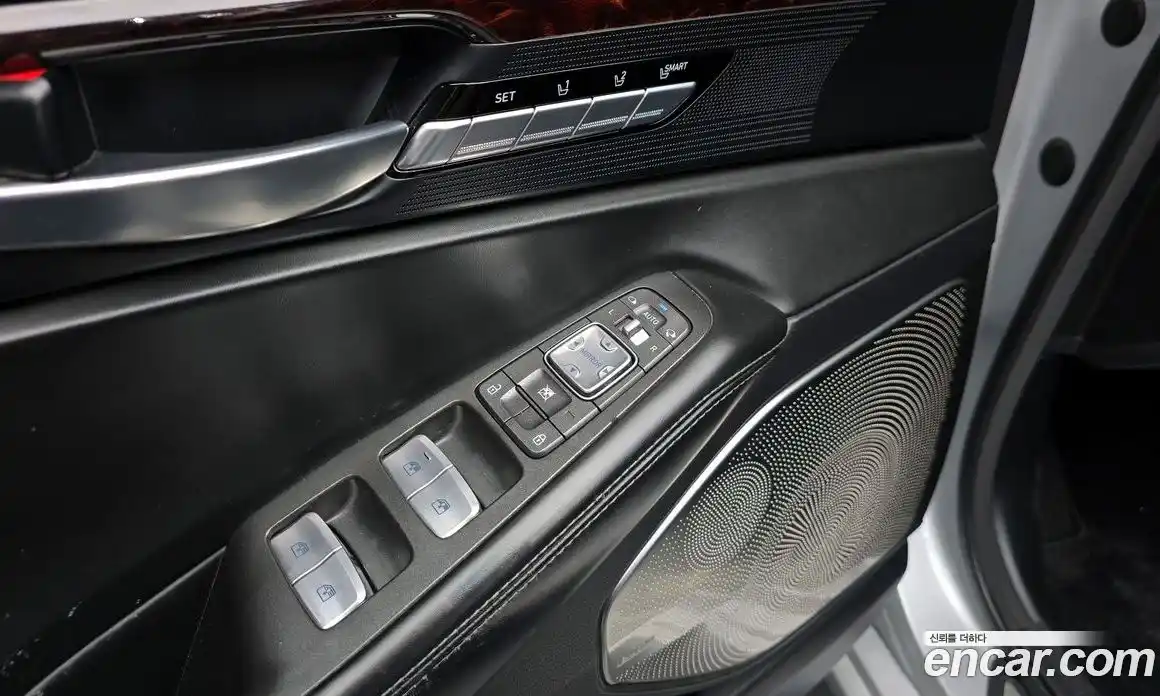 Genesis EQ900 2016 5.0 гидро в Москве № 25616, фото 17