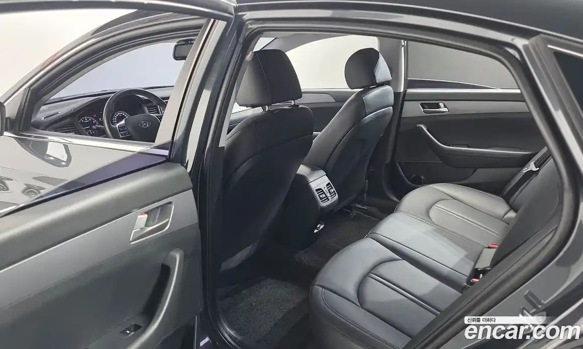 Hyundai Sonata 2018 2.0 гидро в Москве № 854622, фото 18
