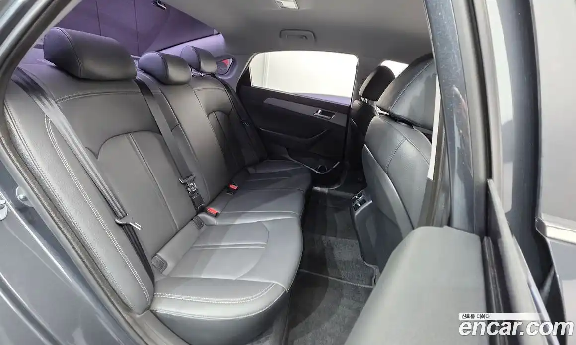 Hyundai Sonata 2018 2.0 гидро в Москве № 854622, фото 19