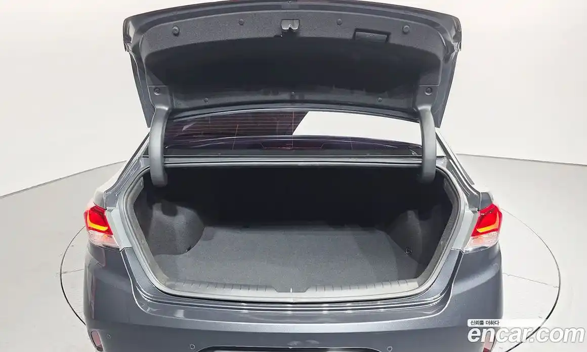 Hyundai Sonata 2018 2.0 гидро в Москве № 854622, фото 20