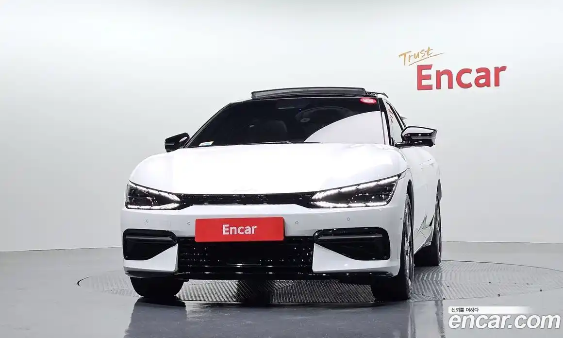 Kia EV6 2023 0.1 гидро в Москве № 1245185, фото 3