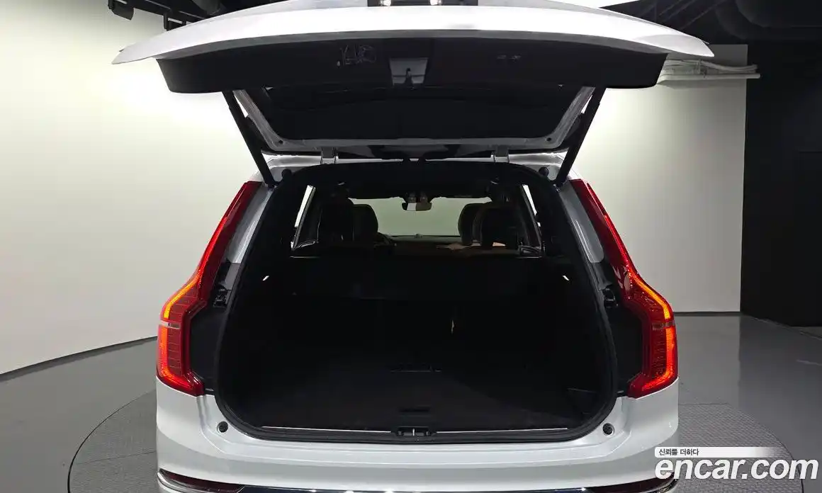 Volvo XC90 2025 2.0 гидро в Москве № 1249957, фото 26