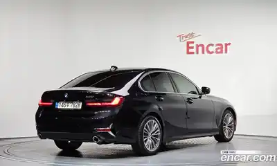 BMW 3-Series, 2021