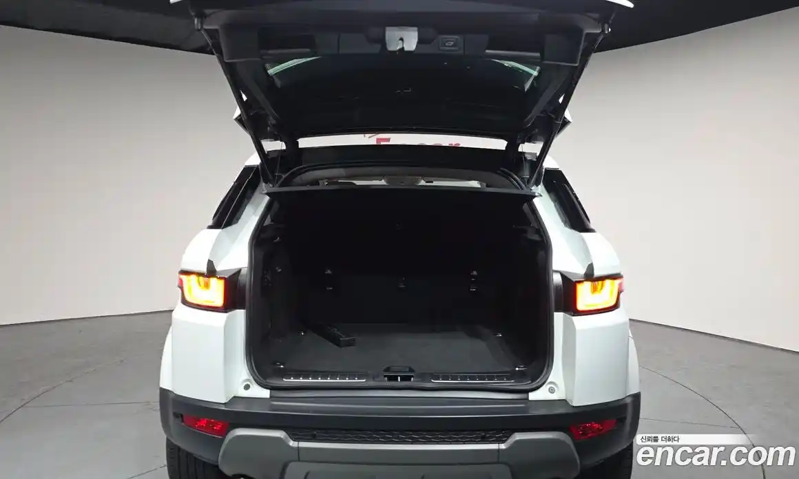 Land Rover Range-Rover Evoque 2019 2.0 гидро в Москве № 1280929, фото 26