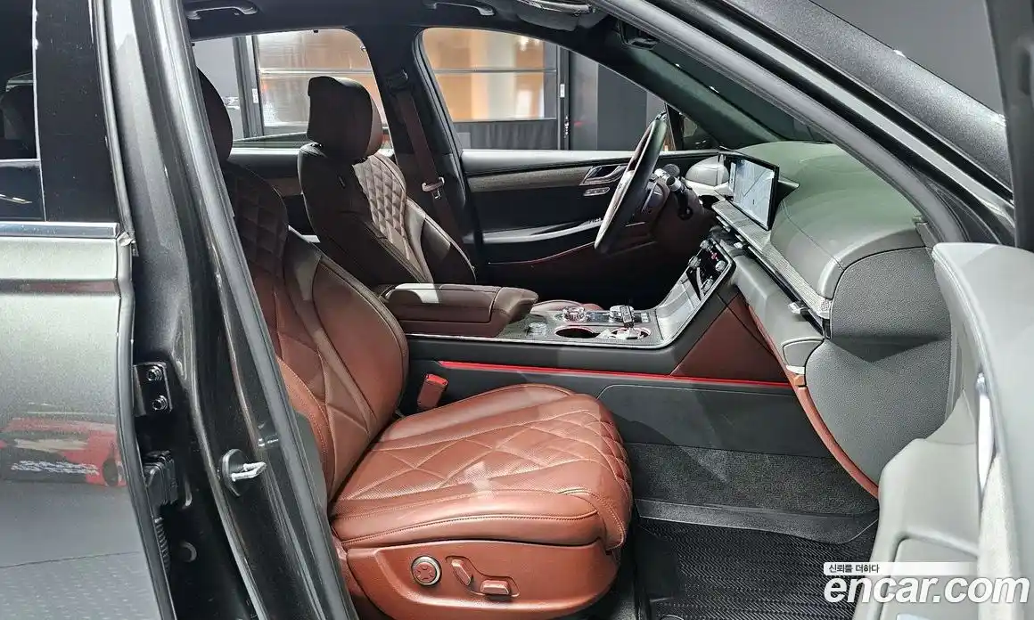 Genesis GV80 2024 2.5 гидро в Москве, фото 16