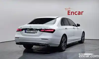 Mercedes-Benz E-Class 2021 2.0 гидро в Москве № 1321936, миниатюра 2