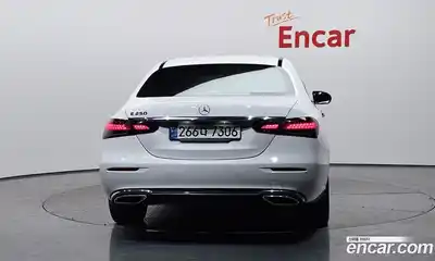 Mercedes-Benz E-Class 2021 2.0 гидро в Москве № 1321936, миниатюра 4
