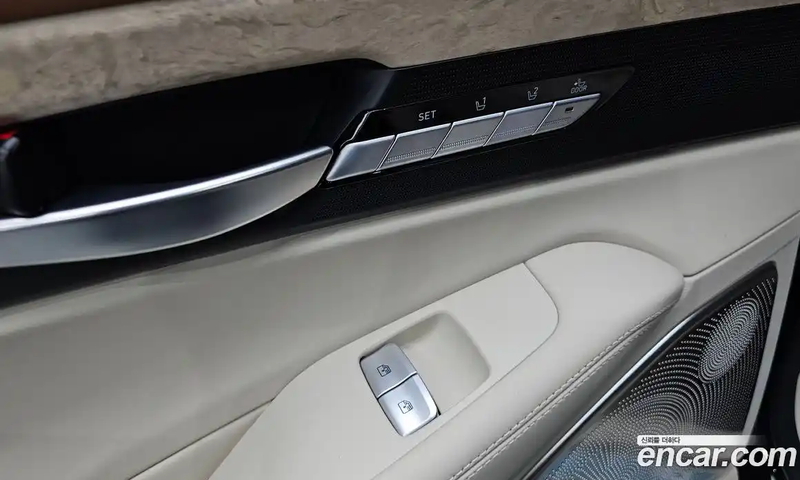 Genesis G90 2020 5.0 гидро в Москве, фото 34