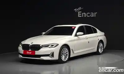 BMW 5-Series, 2022