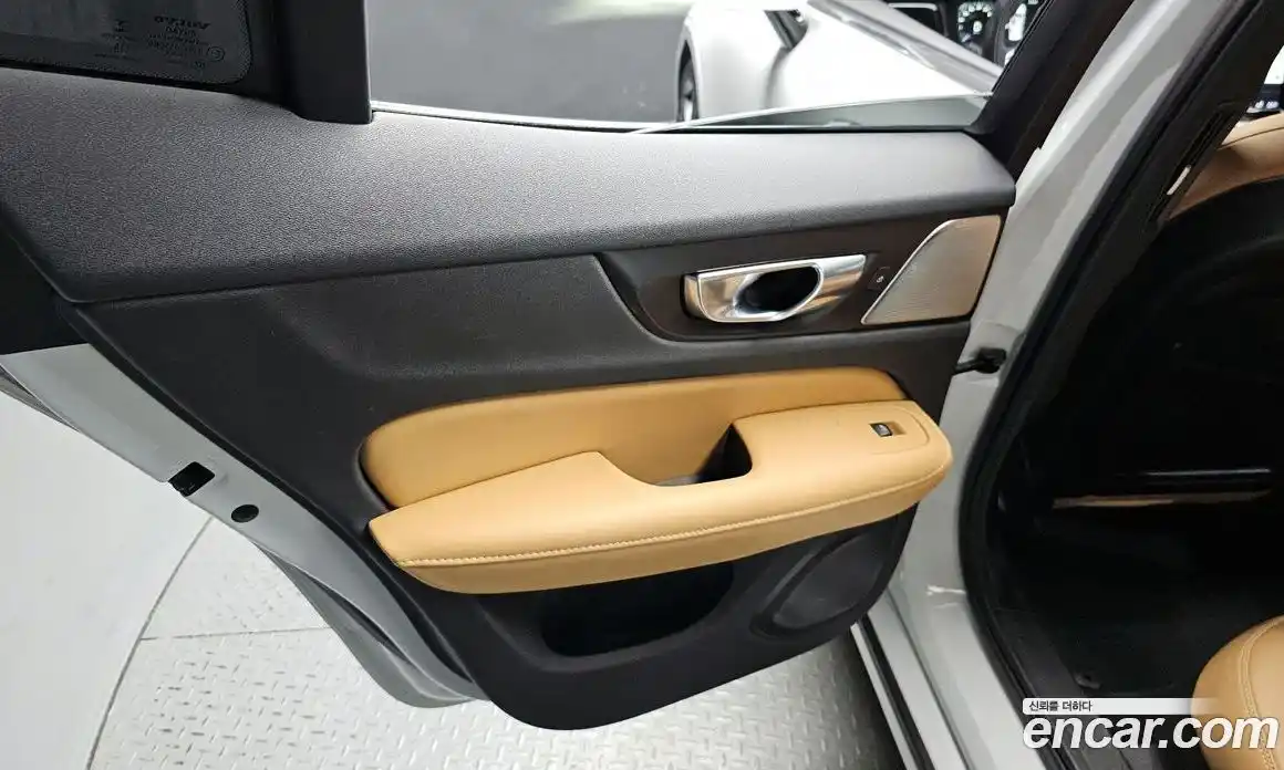 Volvo S60 2020 2.0 гидро в Москве № 1348850, фото 15