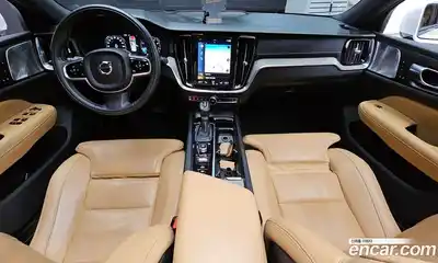 Volvo S60 2020 2.0 гидро в Москве № 1348850, миниатюра 10