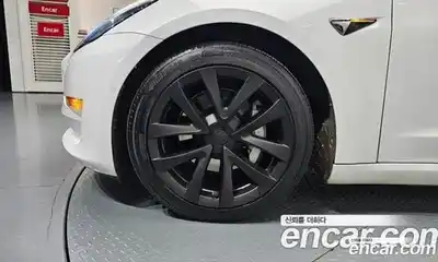 Tesla Model 3 2020 0.2 гидро, миниатюра 5
