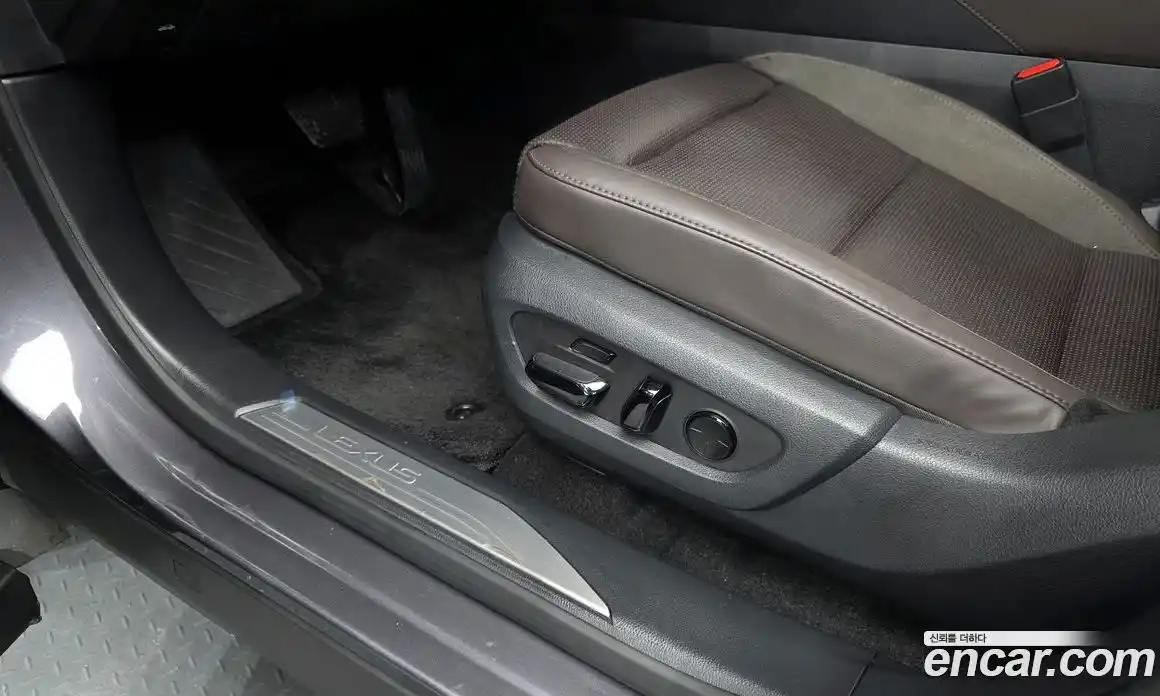 Lexus RX 2024 2.5 гидро в Москве № 1350019, фото 30