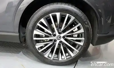 Lexus RX 2024 2.5 гидро в Москве № 1350019, миниатюра 7