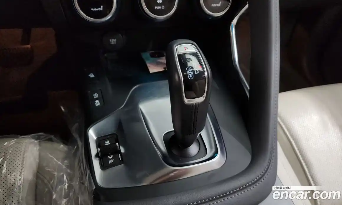 Jaguar E-Pace 2018 2.0 гидро в Москве № 1351114, фото 12