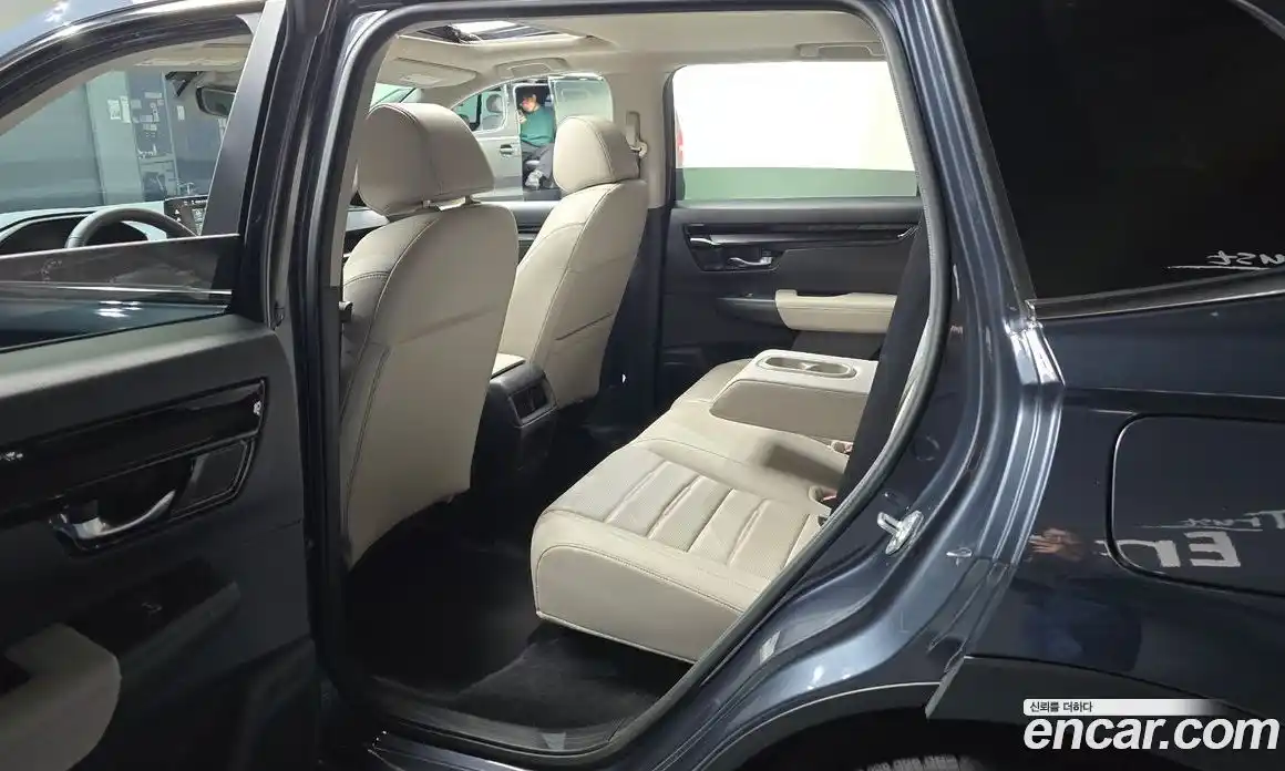 Honda CR-V 2023 1.5 гидро в Москве № 1406034, фото 17