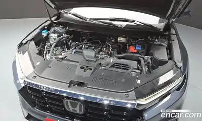 Honda CR-V 2023 1.5 гидро в Москве № 1406034, миниатюра 6