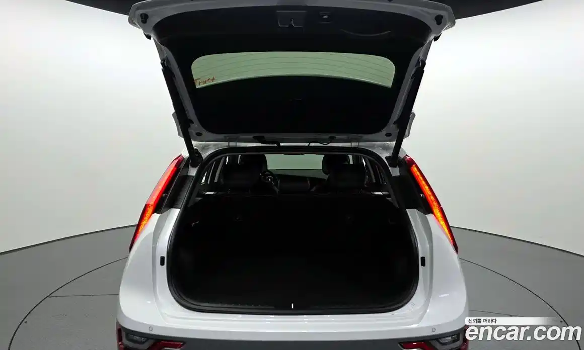 Kia Niro 2022 0.2 гидро в Москве № 1418372, фото 26
