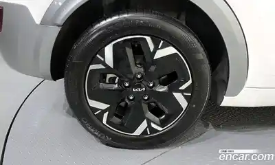 Kia Niro 2022 0.2 гидро в Москве № 1418372, миниатюра 5