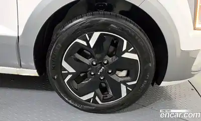 Kia Niro 2022 0.2 гидро в Москве № 1418372, миниатюра 7